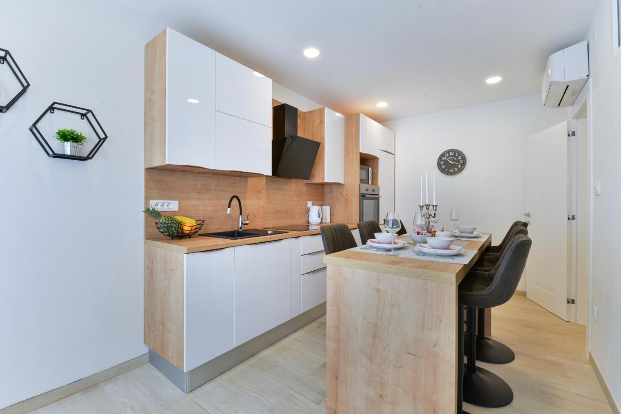 Zara Lumina Apartment Екстер'єр фото